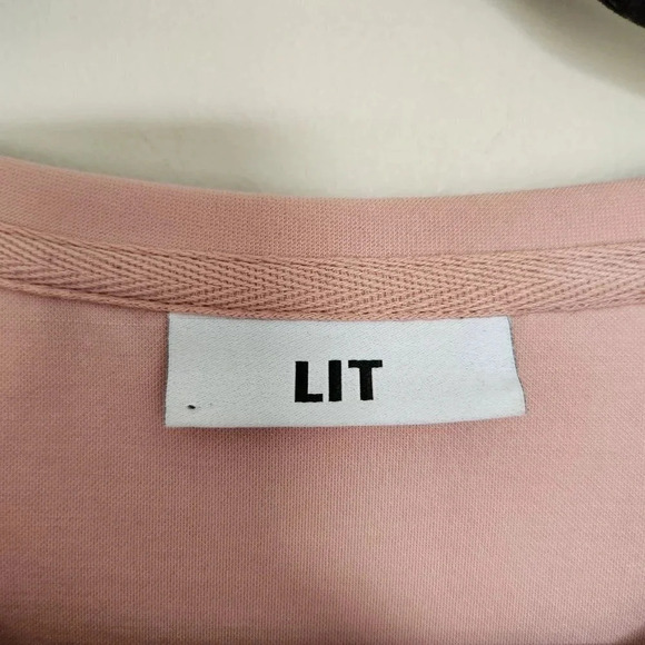 LIT Activewear Long Sleeve Crew Neck Exposed Seams Top Blush Pink Size M - Picture 3 of 7